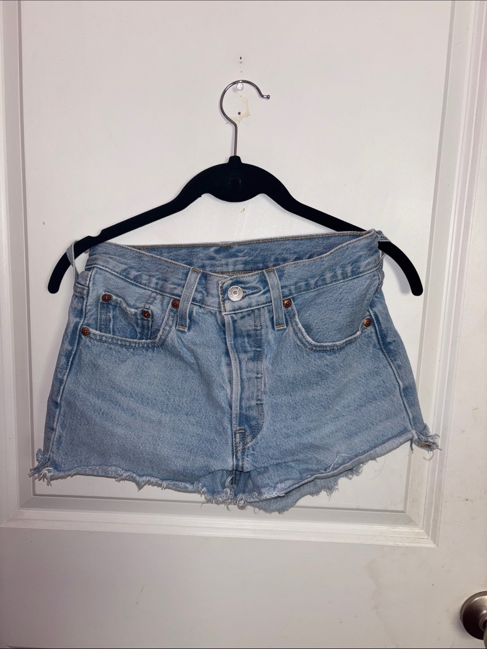 Levi’s button fly shorts - Women